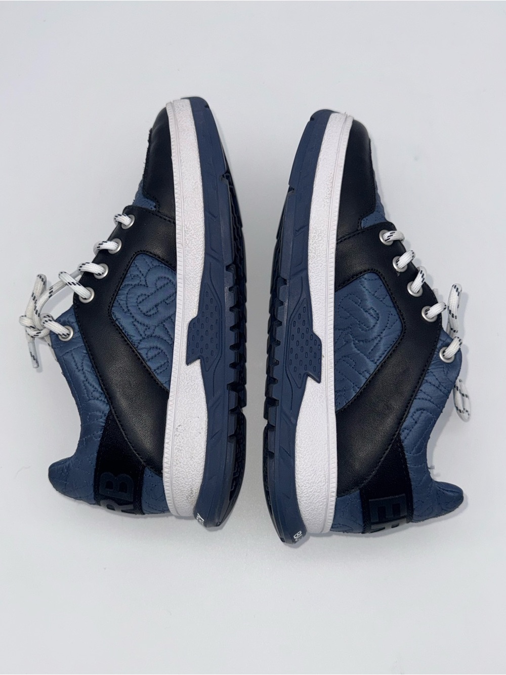 Burberry Boys Brockton Blue Monogram Logo Sneakers Kids size EU 34 US 2 Shoes - Picture 8 of 12